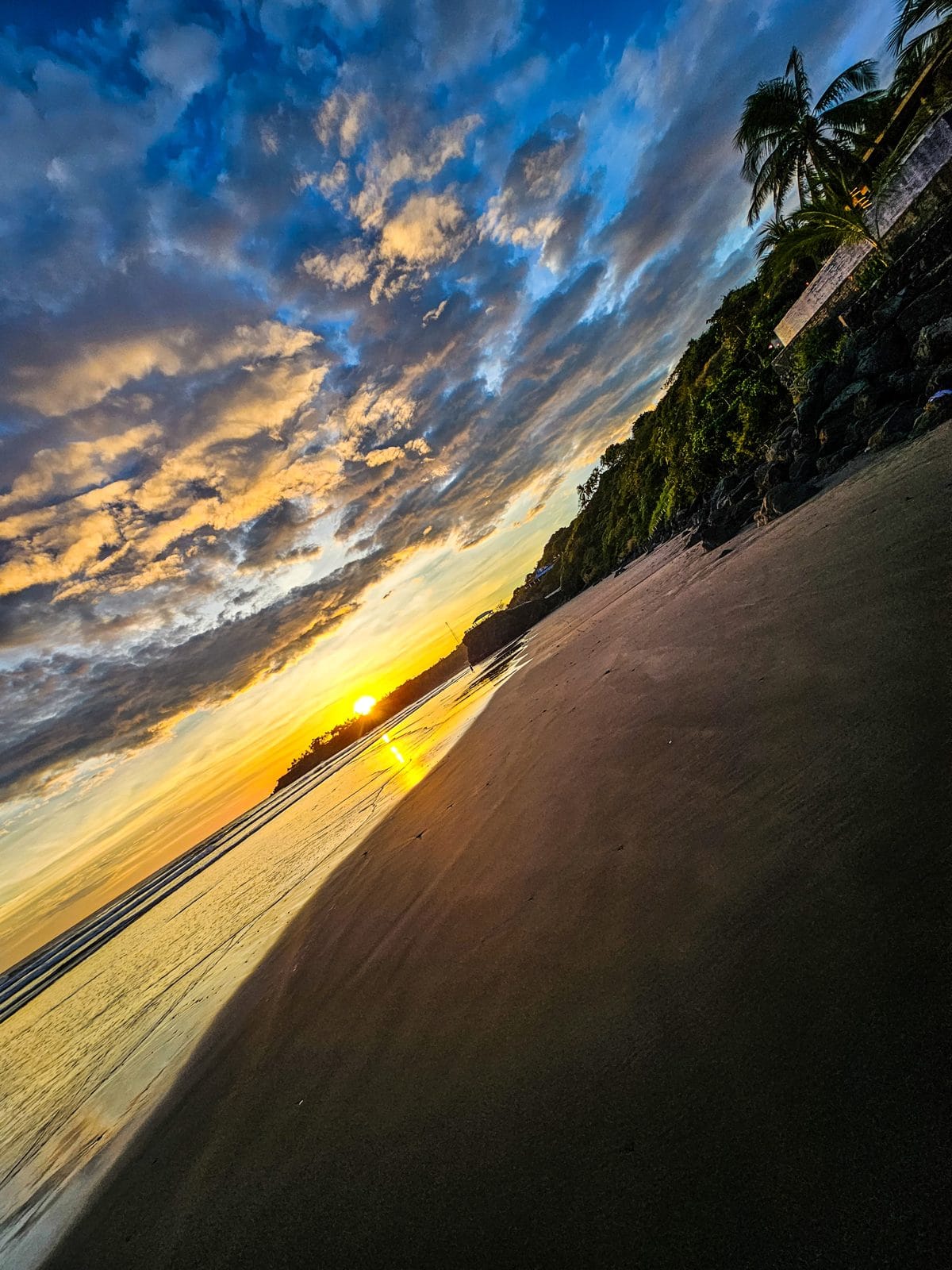 El Salvador’s coast. Beautiful — and I couldn’t enjoy a minute of it